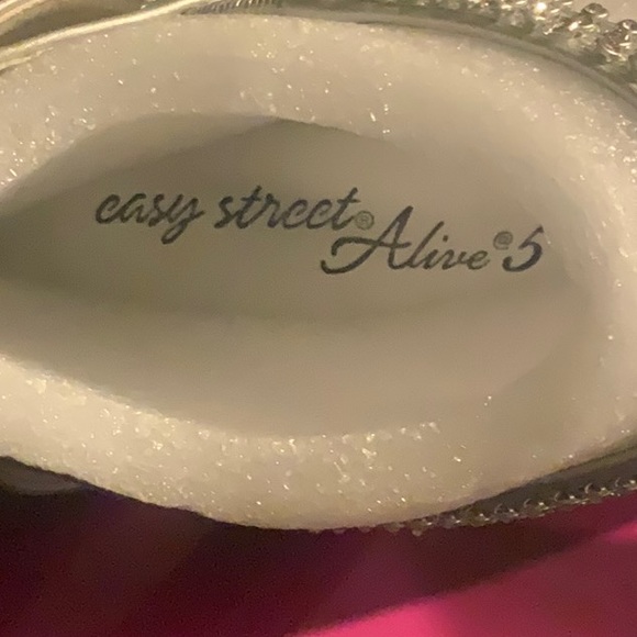 Flash silver satin heel - Picture 8 of 8